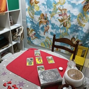 Consultas de tarot, estudios de Cábala, lectura de carta Astral. Presencial o a distancia
